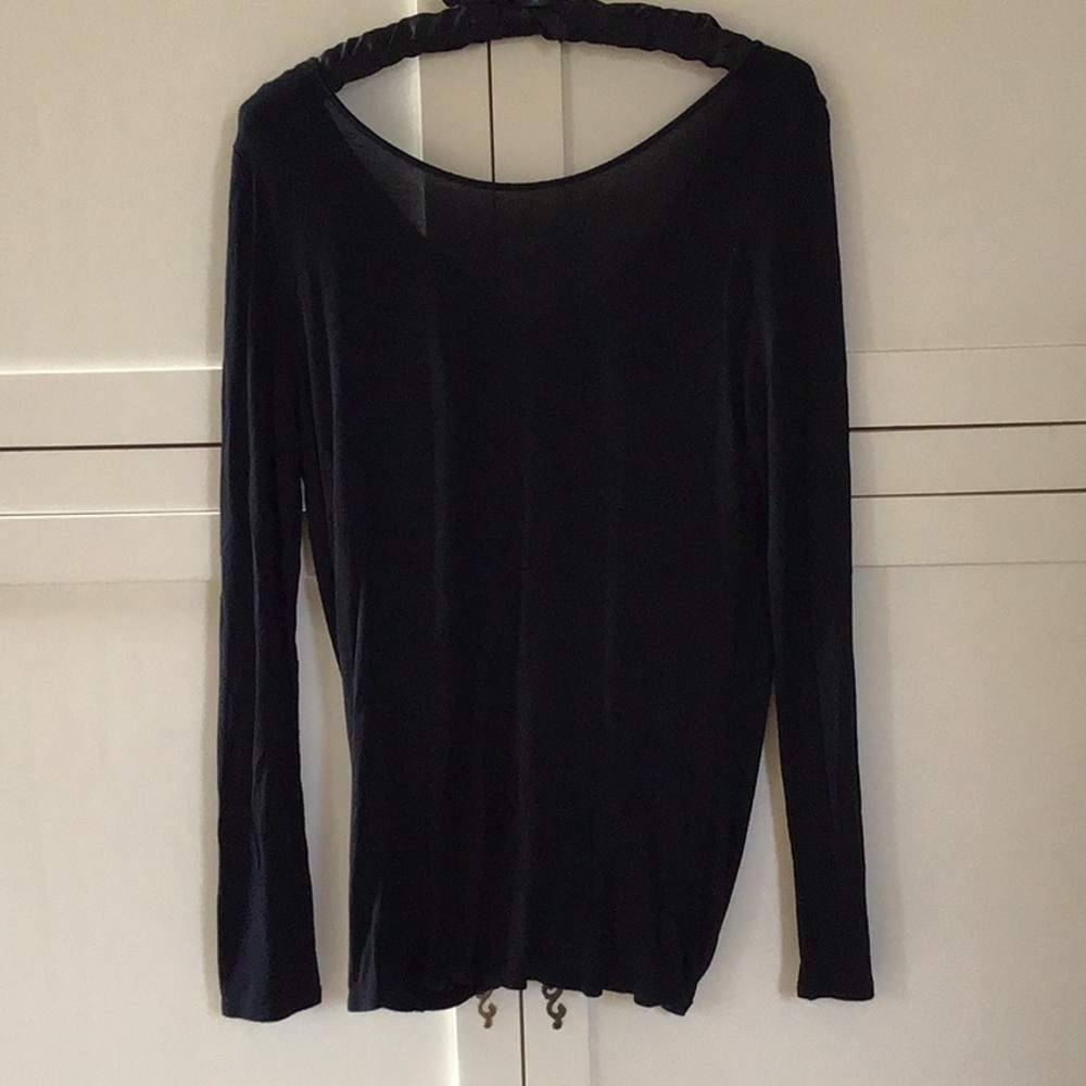 Black Athletic Thin Top